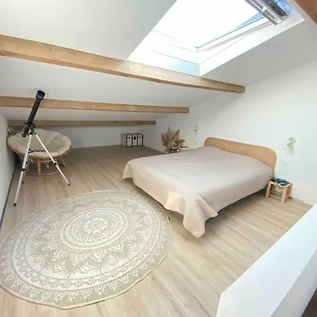 De Villa, Avec Piscine Confort, 2km De La Plage. *